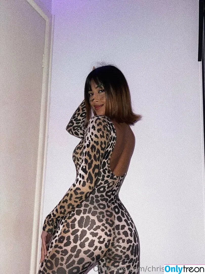 Chrissymenzies nude photo #0052 (chrissymenzies__)