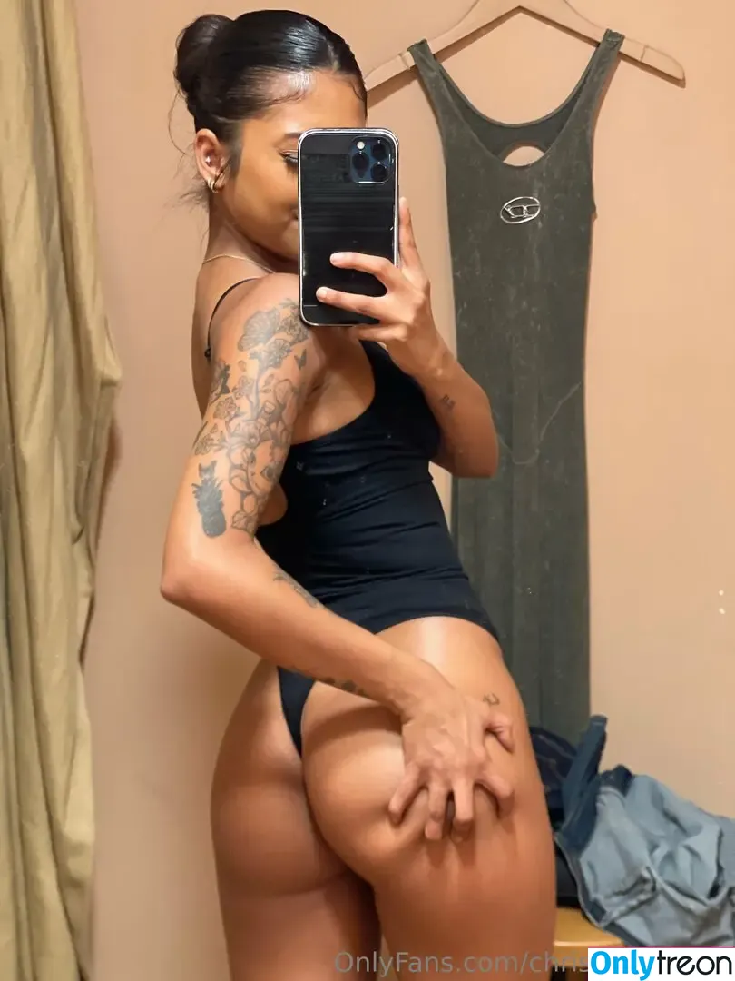 Chrissymenzies nude photo #0059 (chrissymenzies__)