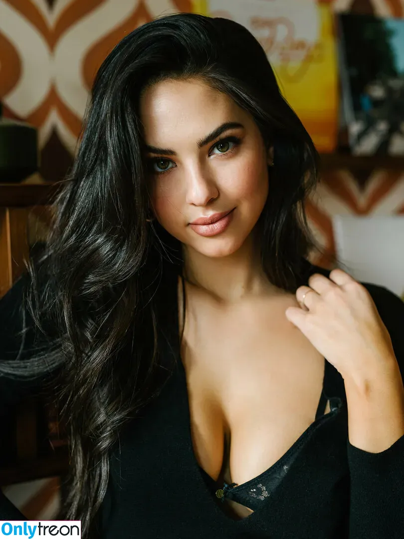 Christen Harper nude photo #0111 (christenharper)