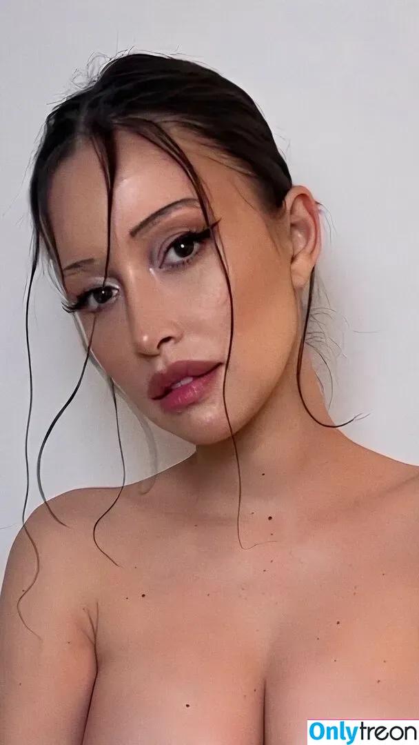 Christian Serratos nude photo #0116 (christianserratos)