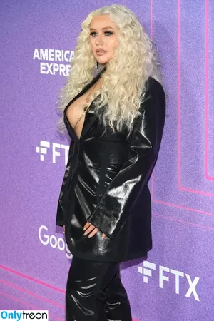 Christina Aguilera / XTINA nude photo #0088