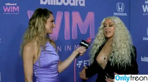 Christina Aguilera / XTINA nude photo #0101