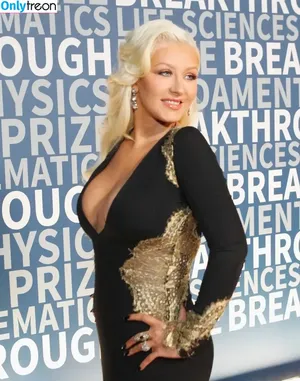 Christina Aguilera / XTINA nude photo #0141