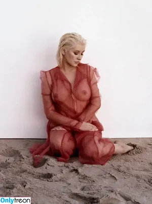 Christina Aguilera / XTINA nude photo #0232