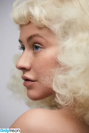 Christina Aguilera / XTINA nude photo #0242