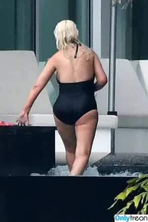 Christina Aguilera / XTINA nude photo #0295