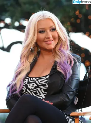 Christina Aguilera / XTINA nude photo #0420