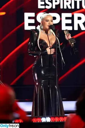 Christina Aguilera / XTINA nude photo #0457