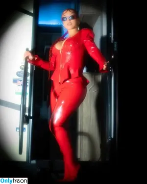 Christina Aguilera / XTINA nude photo #0612