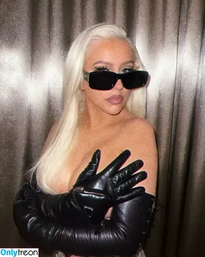 Christina Aguilera / XTINA nude photo #0618