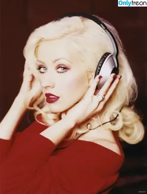 Christina Aguilera / XTINA nude photo #0961