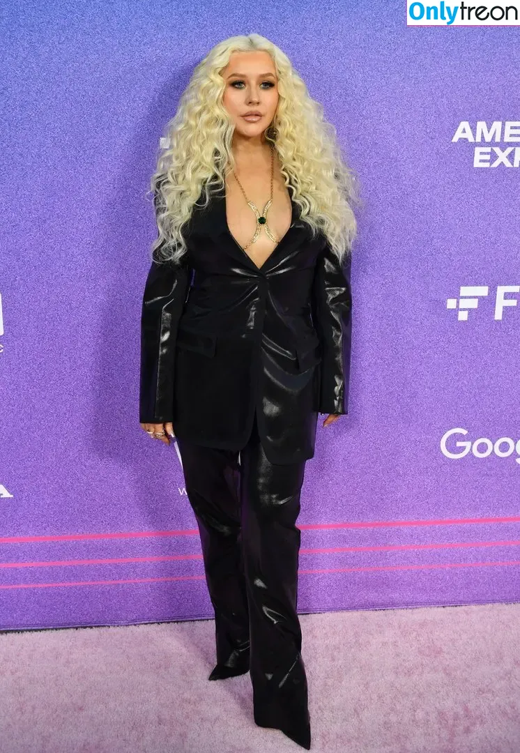 Christina Aguilera nude photo #0089 (XTINA)