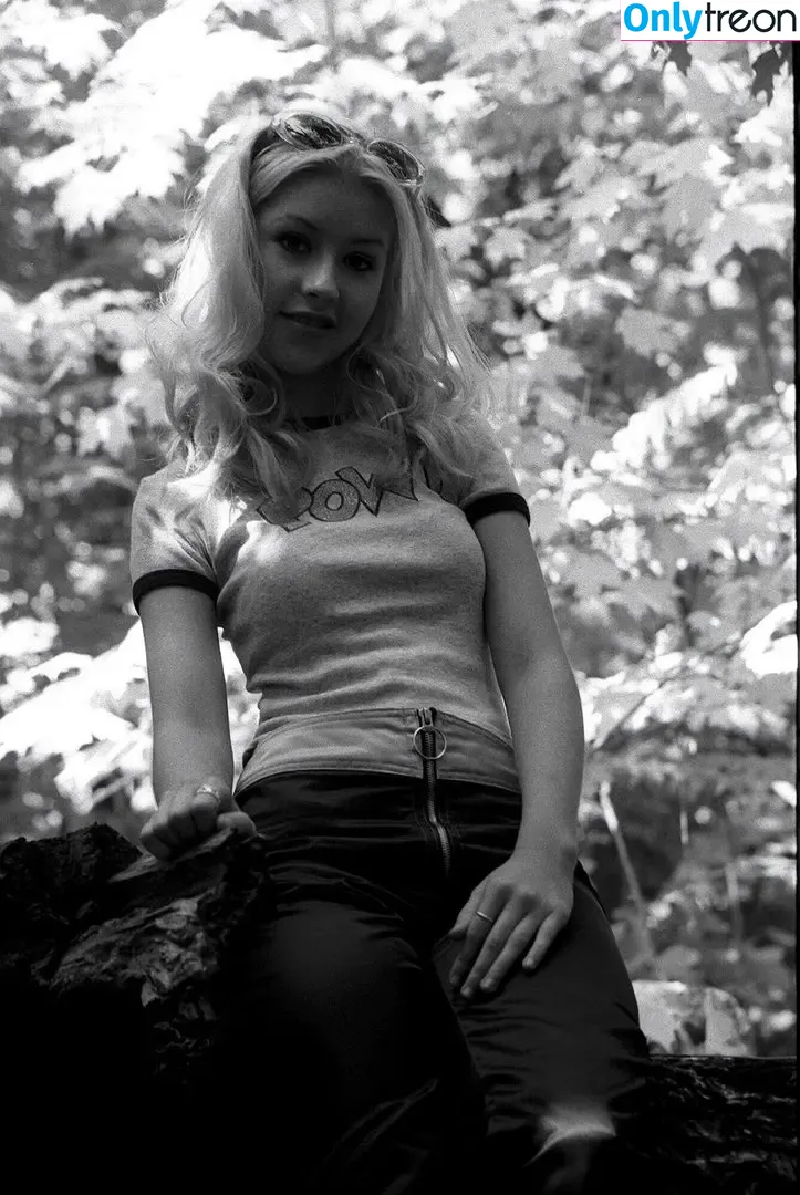 Christina Aguilera nude photo #0197 (XTINA)