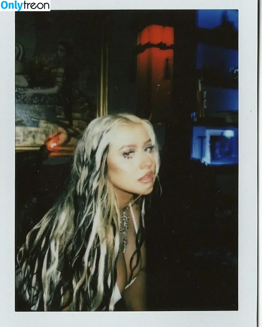 Christina Aguilera nude photo #0478 (XTINA)