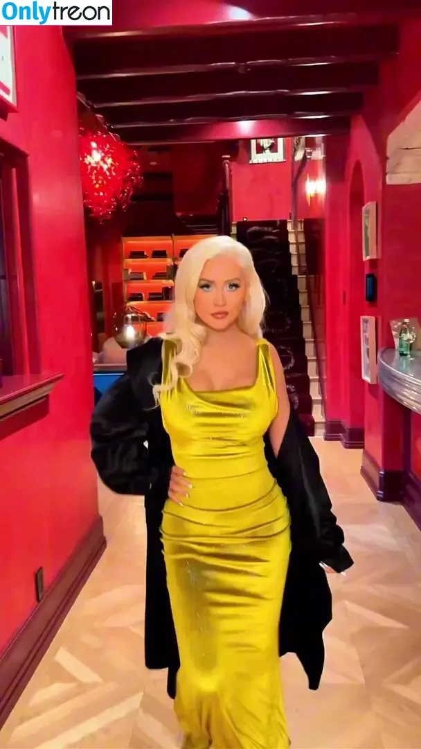 Christina Aguilera nude photo #0853 (XTINA)