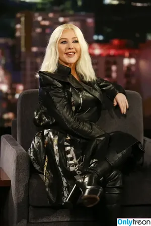 Christina Aguilera / XTINA nude photo #1119