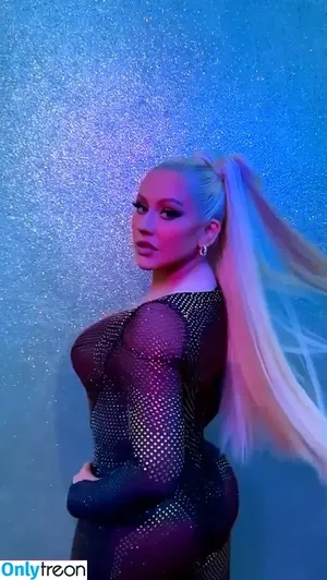 Christina Aguilera / XTINA nude photo #1214