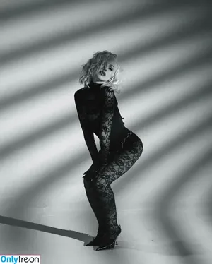 Christina Aguilera / XTINA nude photo #1422
