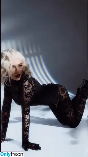 Christina Aguilera / XTINA nude photo #1426