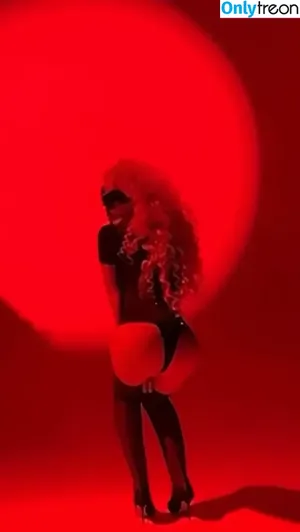 Christina Aguilera / XTINA nude photo #1447