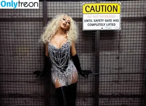 Christina Aguilera / XTINA nude photo #1633