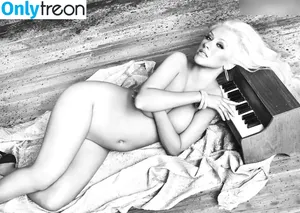 Christina Aguilera / XTINA nude photo #1802
