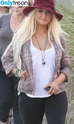 Christina Aguilera / XTINA nude photo #1831