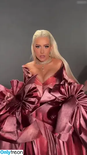 Christina Aguilera / XTINA nude photo #1885