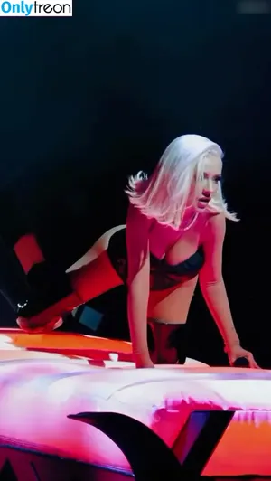 Christina Aguilera / XTINA nude photo #1958