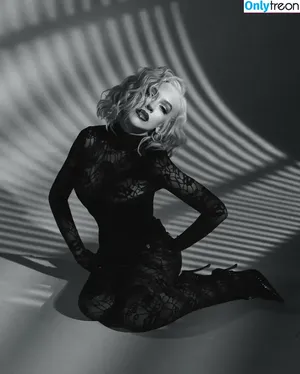 Christina Aguilera / XTINA nude photo #1964
