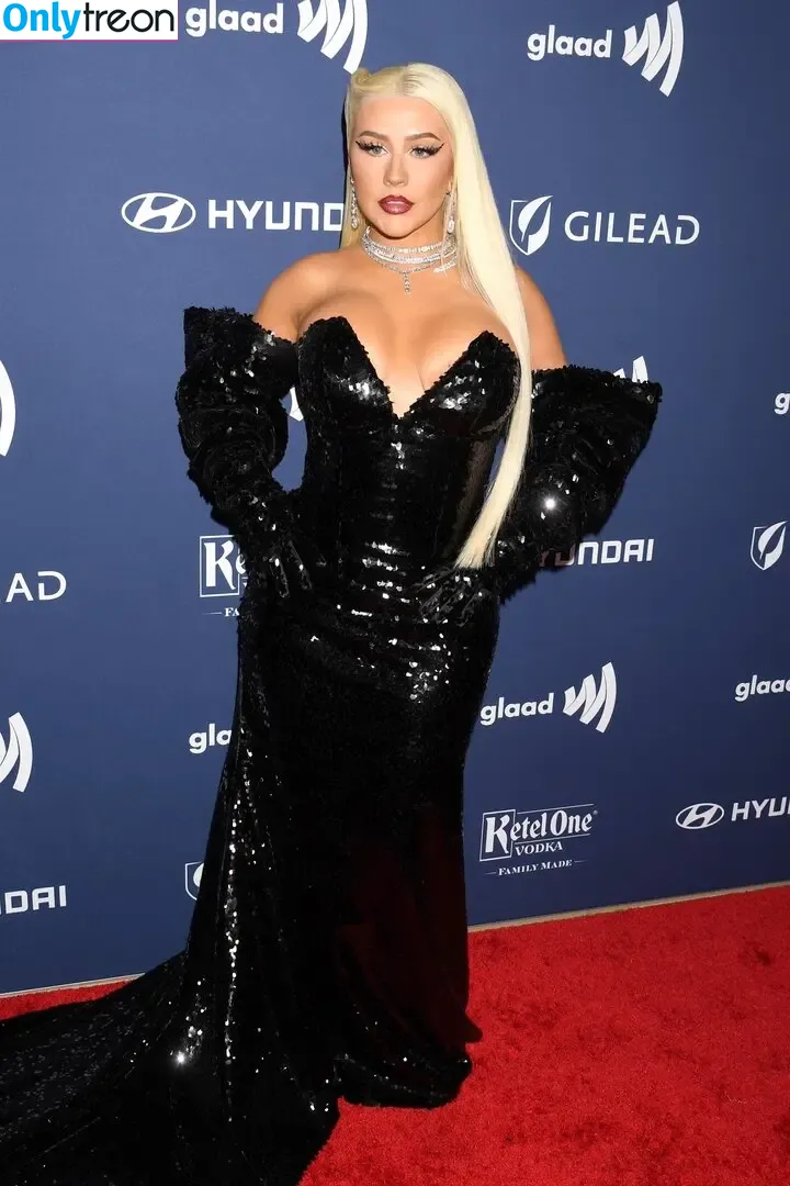 Christina Aguilera nude photo #1022 (XTINA)