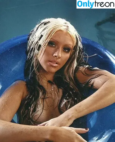 Christina Aguilera nude photo #1605 (XTINA)