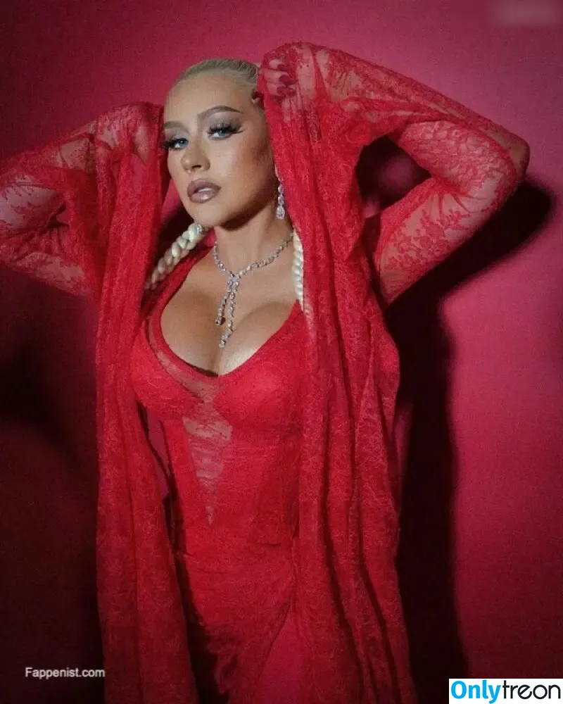 Christina Aguilera nude photo #1825 (XTINA)