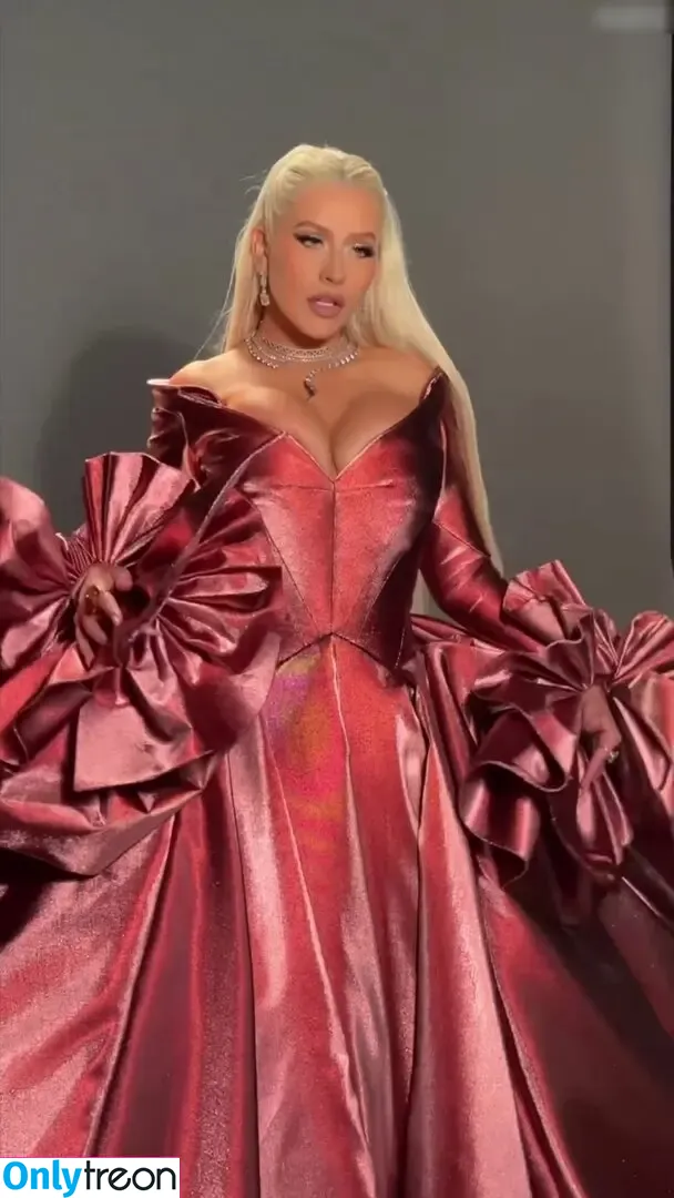 Christina Aguilera nude photo #1874 (XTINA)