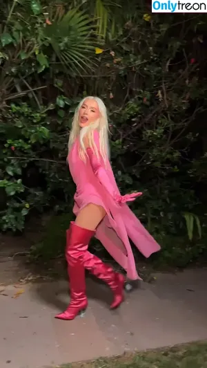 Christina Aguilera / XTINA nude photo #2000