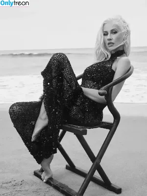 Christina Aguilera / XTINA nude photo #2133