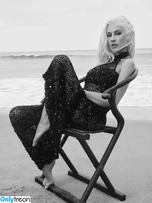 Christina Aguilera / XTINA nude photo #2142