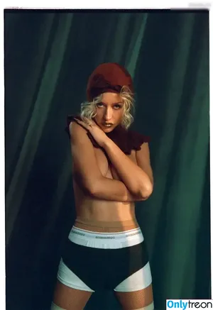 Christina Aguilera / XTINA nude photo #2158