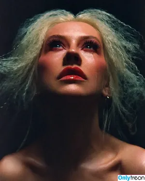 Christina Aguilera / XTINA nude photo #2166
