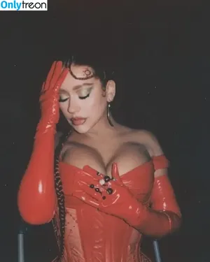 Christina Aguilera / XTINA nude photo #2504