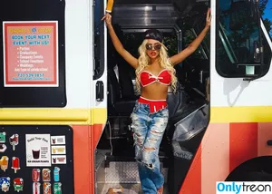 Christina Aguilera / XTINA nude photo #2928