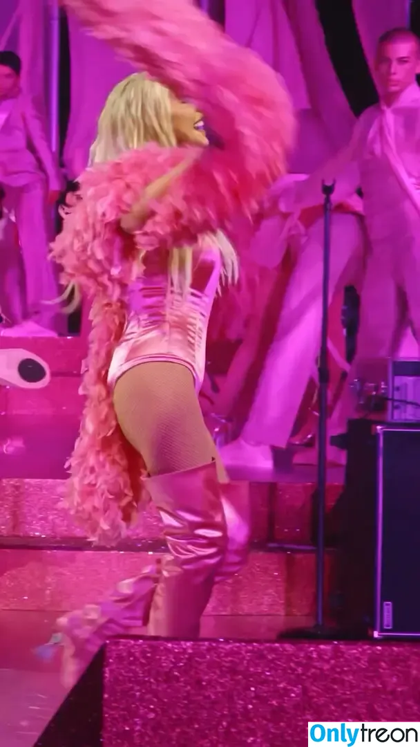 Christina Aguilera nude photo #2003 (XTINA)