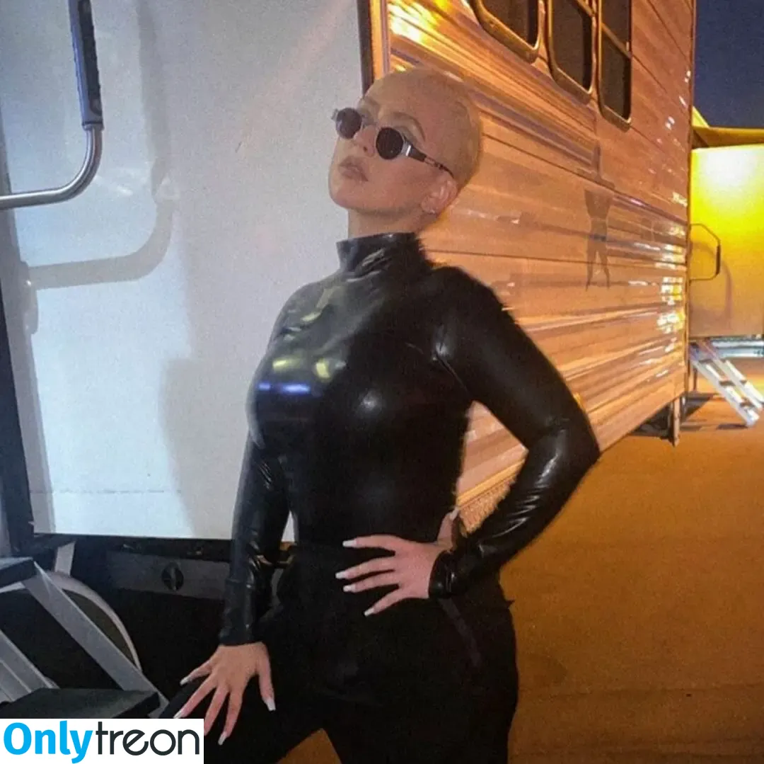 Christina Aguilera nude photo #2252 (XTINA)