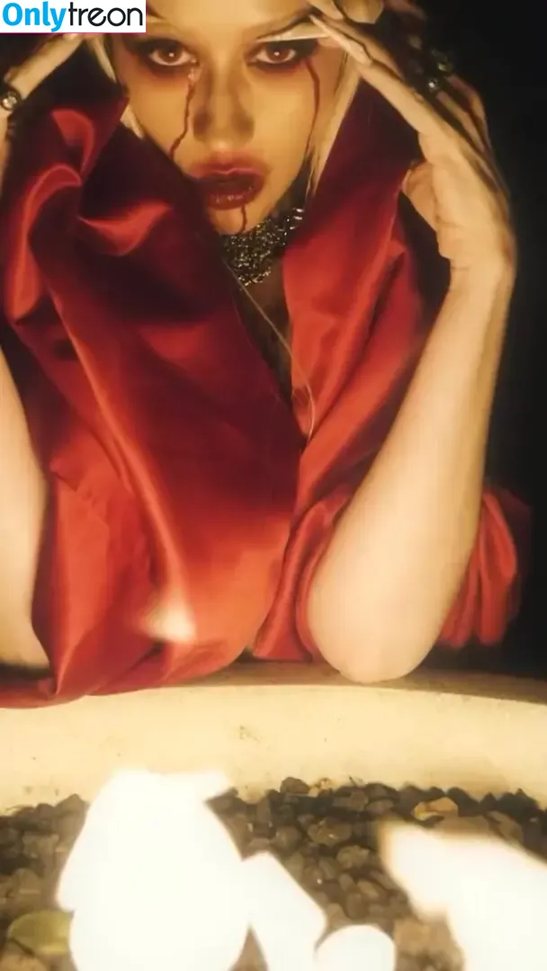Christina Aguilera nude photo #2426 (XTINA)
