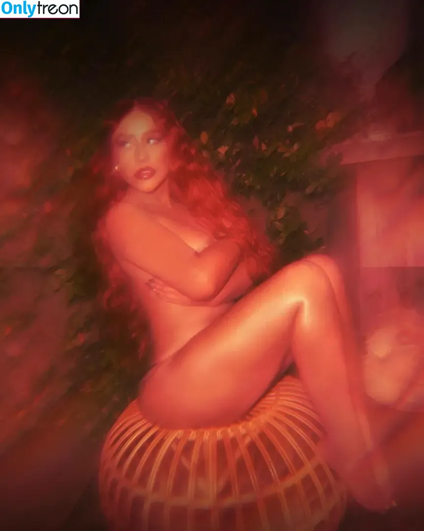 Christina Aguilera nude photo #2551 (XTINA)