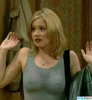 Christina Applegate / 1capplegate nude photo #0091