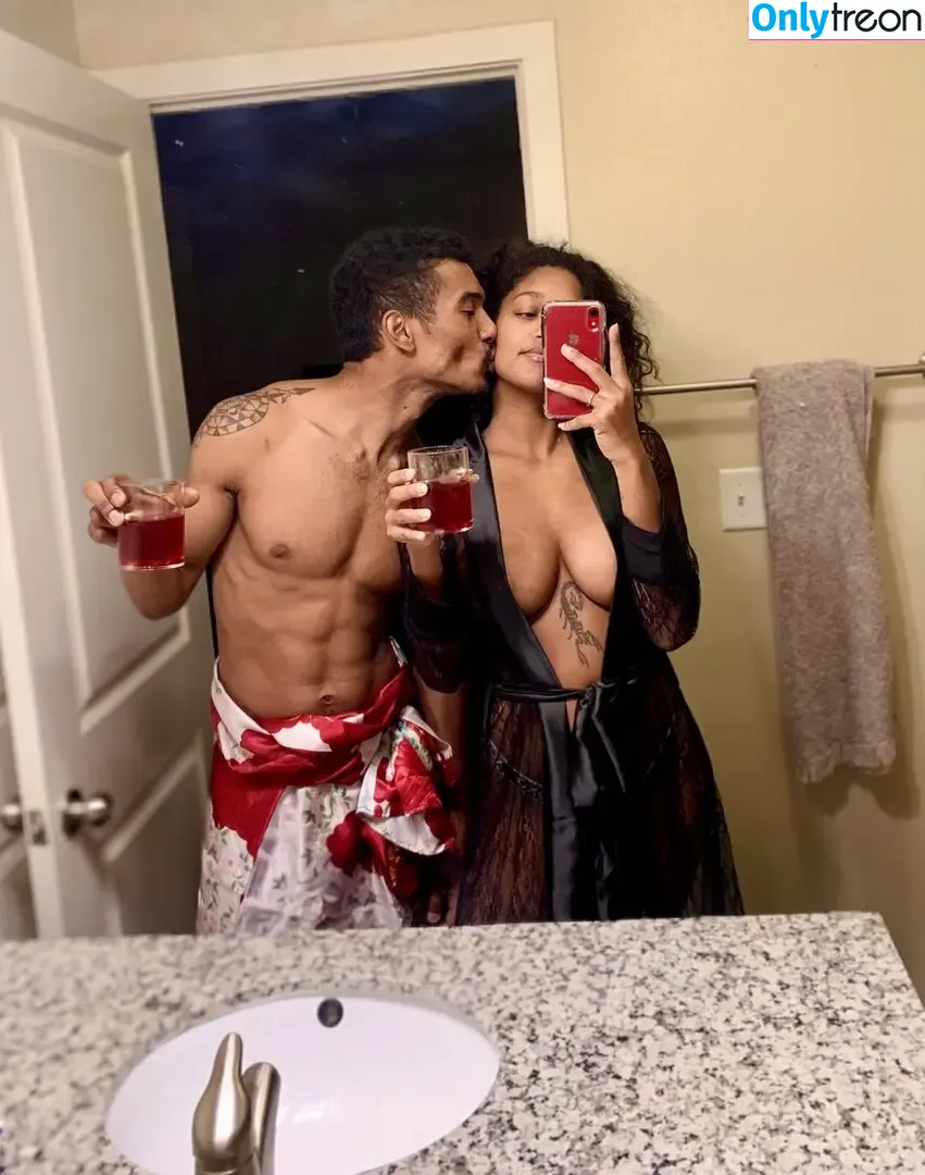 Christina Brown nude photo #0031 (Ebony & Clyde / christyib / keatingssixth / missxtinab)