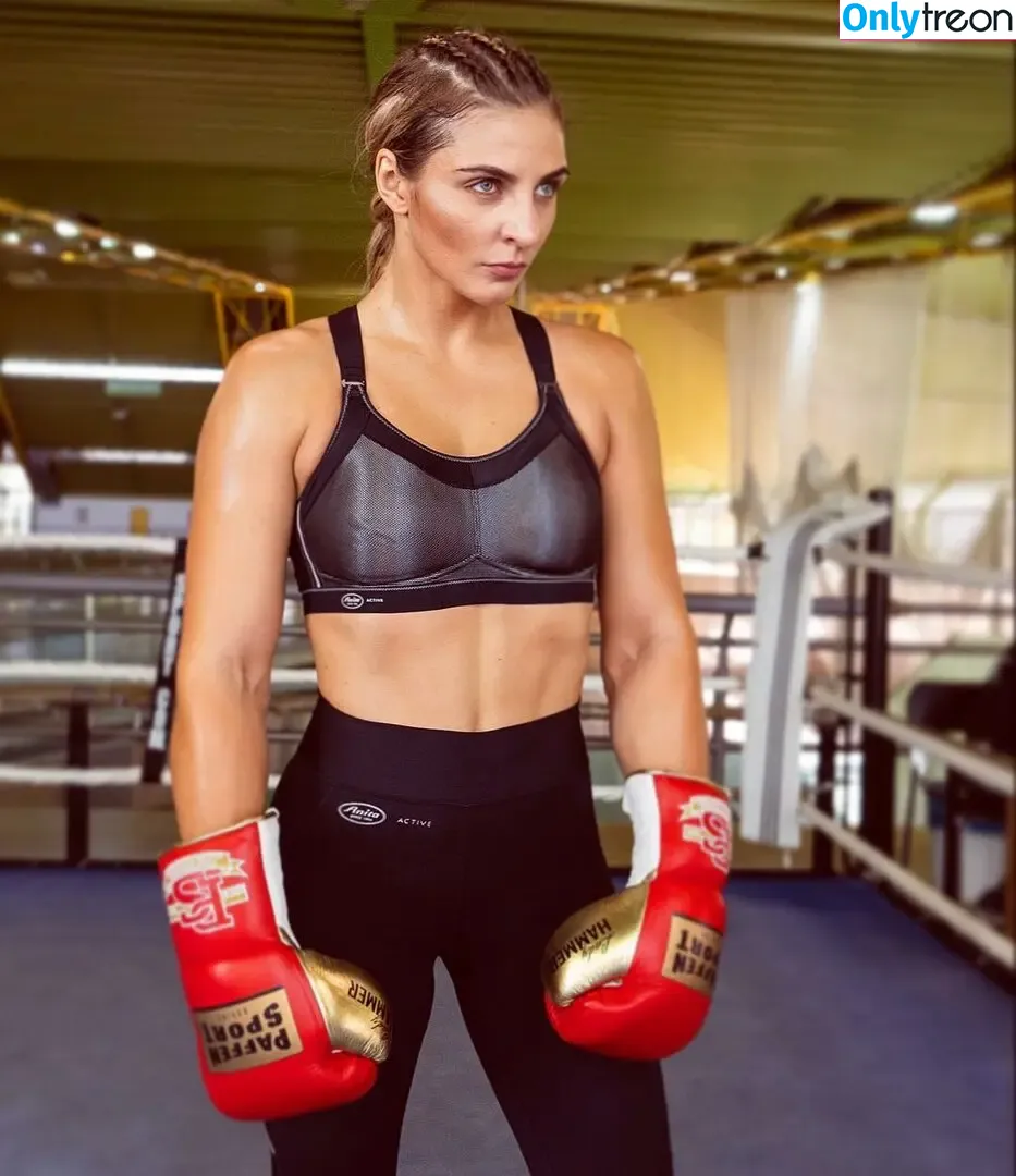 Christina Hammer nude photo #0232 (German Boxer / ladyhammer_official)