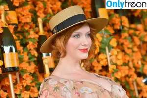 Christina Hendricks / actuallychristinahendricks nude photo #1562