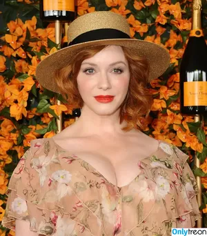 Christina Hendricks / actuallychristinahendricks nude photo #1565
